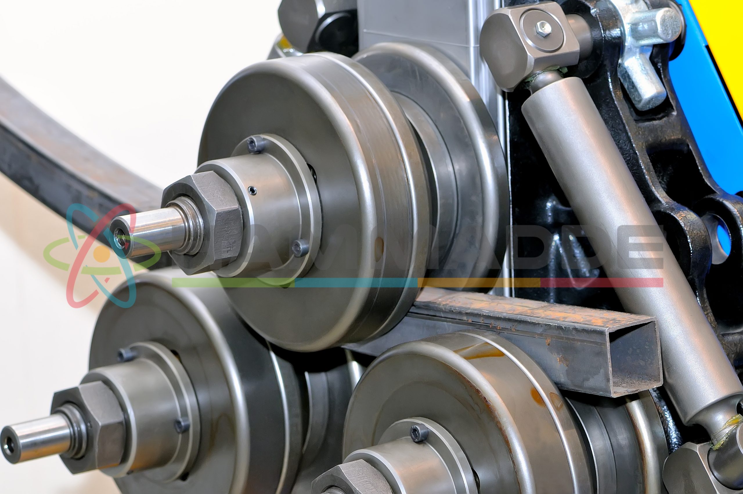 Industrial device for bending of metal pipes